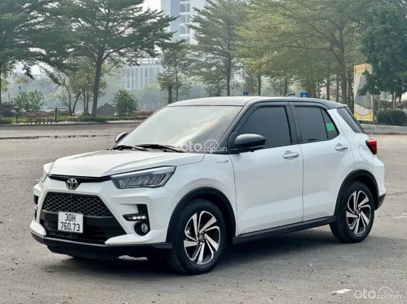 Toyota Raize 2022 - Một chủ từ mới chạy 4 vạn, lên rất nhiều đồ chơi