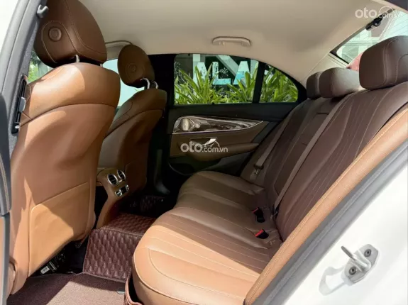 Mercedes-Benz E200 Exclusive V1 2022 - E200 Exclusiver 2022 V1