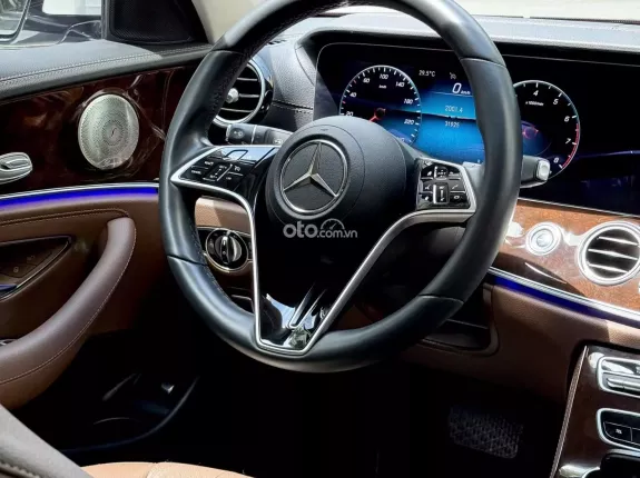 Mercedes-Benz E200 Exclusive V1 2022 - E200 Exclusiver 2022 V1