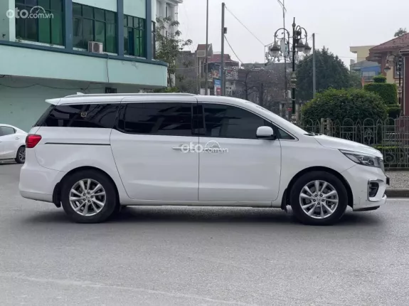 Kia Sedona 2.2 DATH 2019 - Cực tiết kiệm