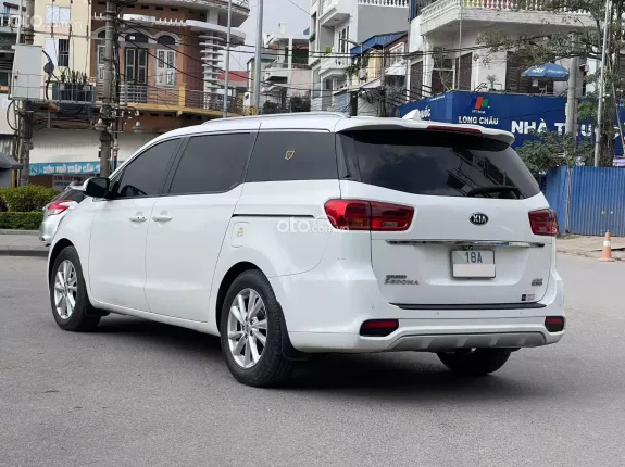 Kia Sedona 2.2 DATH 2019 - Cực tiết kiệm