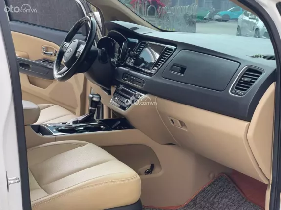 Kia Sedona 2.2 DATH 2019 - Cực tiết kiệm