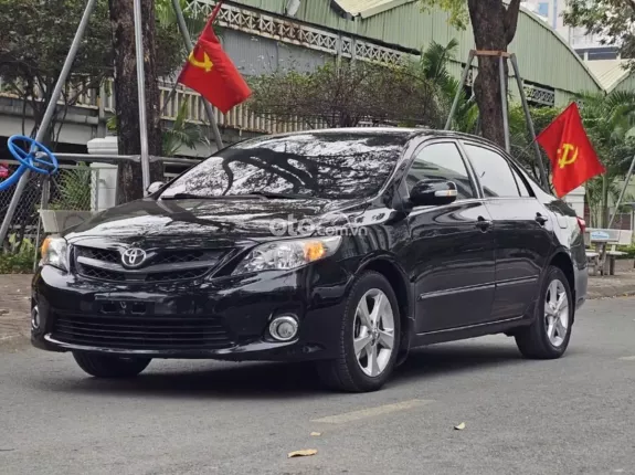 Toyota Corolla Altis 2.0V  2012 - Quá hợp lý