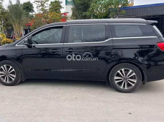Kia Sedona 2.2 Luxury 2018 - Xe 7 chỗ cực đẹp, phù hợp mọi gia đình