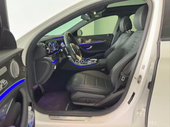 Mercedes-Benz E300 2020 - BAO ĐẬU BANK 70-90% (Ib Zalo tư vấn trực tiếp 24/7)
