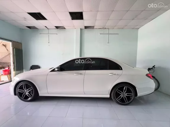 Mercedes-Benz E300 2020 - BAO ĐẬU BANK 70-90% (Ib Zalo tư vấn trực tiếp 24/7)