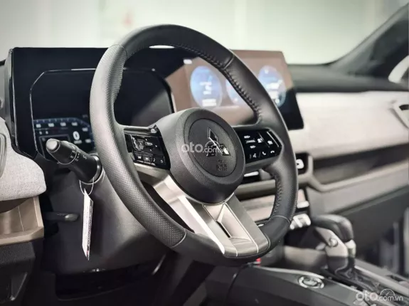 Mitsubishi Xforce Ultimate 2024 - Xe lướt đẹp như mới, full lịch sử hãng