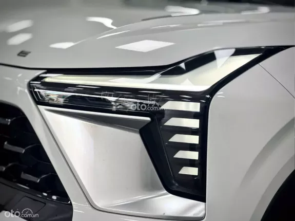 Mitsubishi Xforce Ultimate 2024 - Xe lướt đẹp như mới, full lịch sử hãng