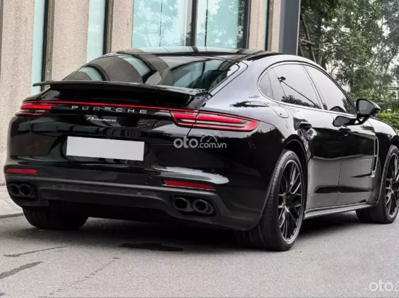 Porsche Panamera 4 Executive 2019 - Porsche Panamera 4Executive 2020