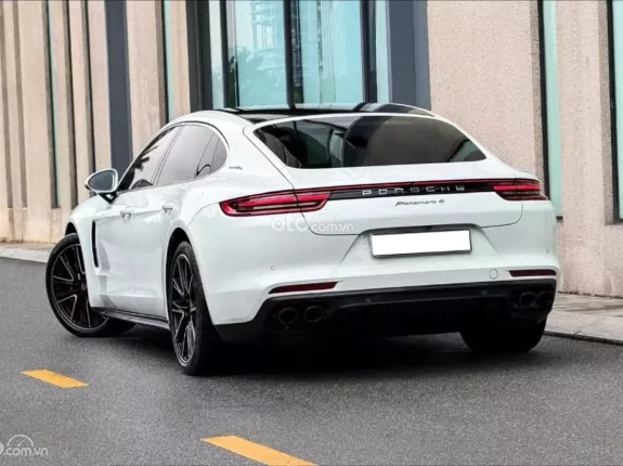 Porsche Panamera 4 Executive 2018 - Porsche Panamera 4 Executive 2019