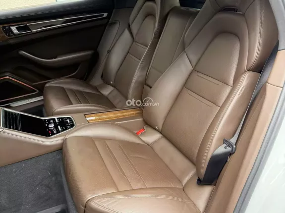 Porsche Panamera 4 Executive 2018 - Porsche Panamera 4 Executive 2019