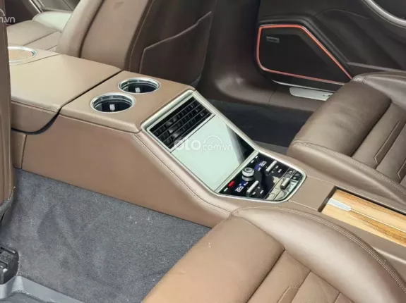 Porsche Panamera 4 Executive 2018 - Porsche Panamera 4 Executive 2019