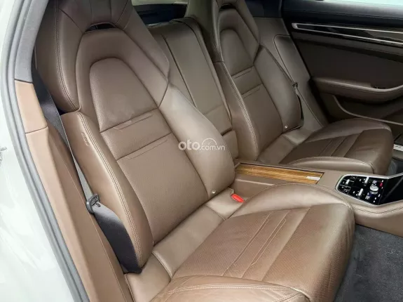 Porsche Panamera 4 Executive 2018 - Porsche Panamera 4 Executive 2019