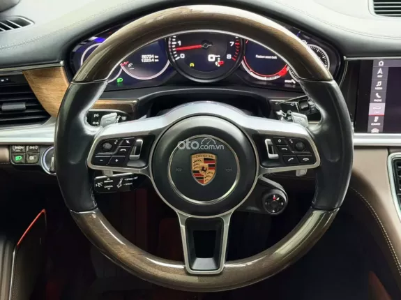 Porsche Panamera 4 Executive 2018 - Porsche Panamera 4 Executive 2019