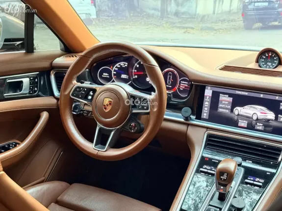 Porsche Panamera 3.0 V6 2019 - Cam kết chất lượng đầy đủ