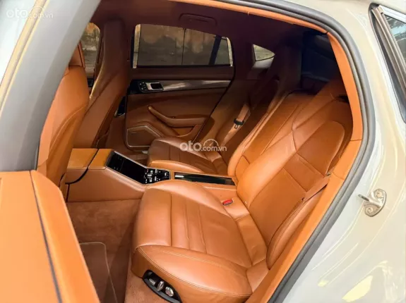 Porsche Panamera 3.0 V6 2019 - Cam kết chất lượng đầy đủ