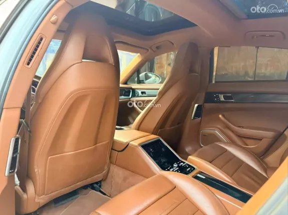 Porsche Panamera 3.0 V6 2019 - Cam kết chất lượng đầy đủ