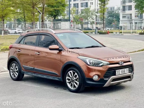Hyundai i20 1.4 AT 2016 - Gia đình cần bán gấp