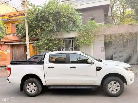 Ford Ranger XLS 2.2 4x2 MT 2022 - BÁN TẢI SỐ SÀN_ CHỞ HÀNG HÓA_TIẾT KIỆM NHIÊN LIỆU
