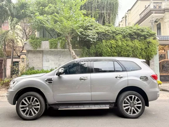 Ford Everest Titanium 2.0 AT 4x2 2020 - XE SUV 7 CHỖ BỀN BỈ_TIẾT KIỆM NHIÊN LIỆU _BẢO HÀNH CHÍNH HÃNG