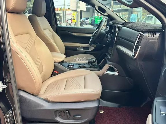 Ford Everest Titanium 2.0L AT 4WD 2022 - XE 7 CHỖ CHÍNH HÃNG_TIẾT KIỆM NHIÊN LIỆU _BẢO HÀNH 1 NĂM
