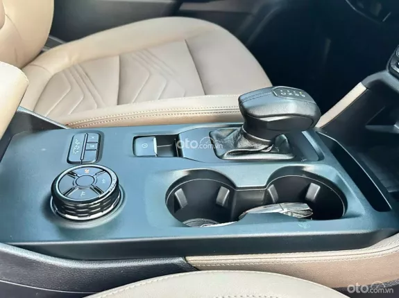 Ford Everest Titanium 2.0L AT 4WD 2022 - XE 7 CHỖ CHÍNH HÃNG_TIẾT KIỆM NHIÊN LIỆU _BẢO HÀNH 1 NĂM