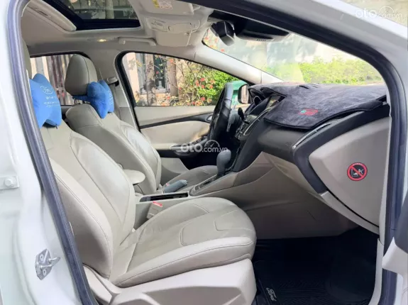 Ford Focus 1.5L Ecoboost Titanium 2018 - XE 5 CHỖ PHÙ HỢP GIA ĐÌNH NHỎ_XE CHÍNH HÃNG