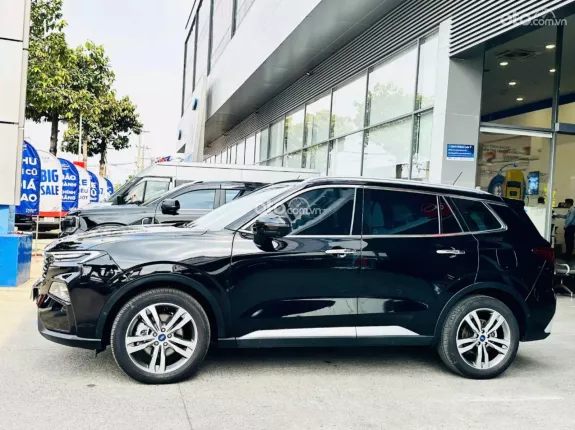 Ford Territory Titanium X 2025 - XE LƯỚT 5 CHỖ_XE CHÍNH HÃNG_ƯU ĐÃI TỐT