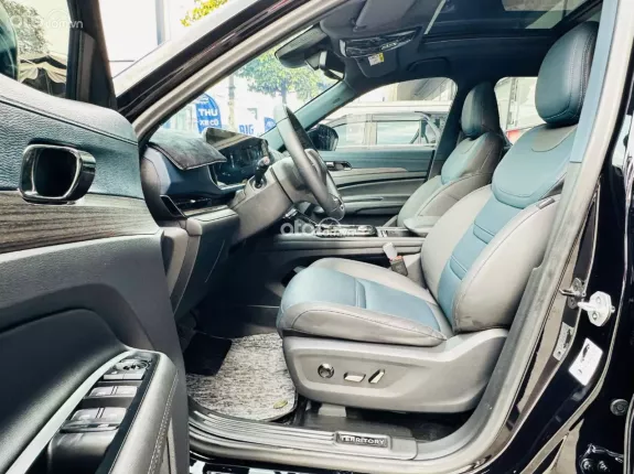 Ford Territory Titanium X 2025 - XE LƯỚT 5 CHỖ_XE CHÍNH HÃNG_ƯU ĐÃI TỐT