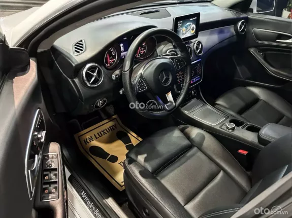 Mercedes-Benz CLA 200 1.6 I4 2018 - Hỗ trợ trả góp qua ngân hàng lên đến 70%