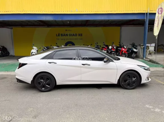 Hyundai Elantra 2024 - Giá rẻ cần bán gấp