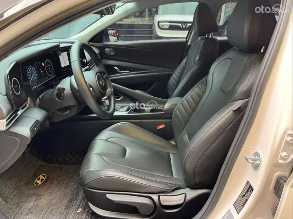 Hyundai Elantra 2024 - Giá rẻ cần bán gấp