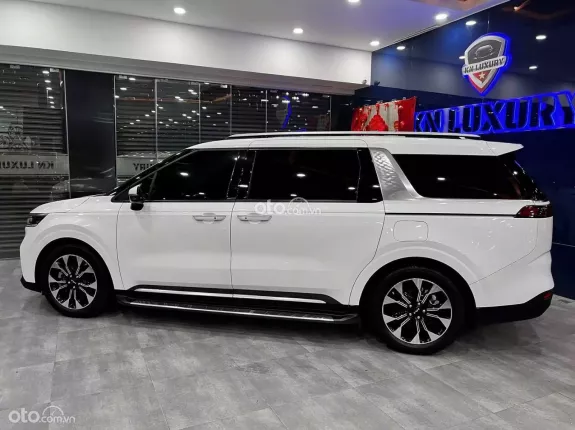 Kia Carnival 2.2D Signature 2024 - Siêu tiết kiệm nhiên liệu
