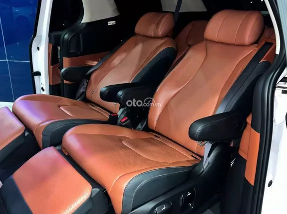 Kia Carnival 2.2D Signature 2024 - Siêu tiết kiệm nhiên liệu