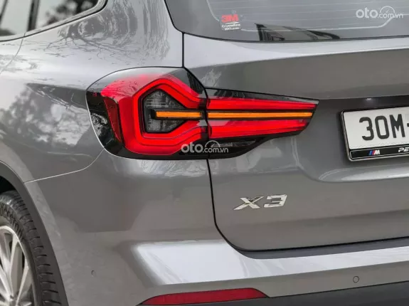 BMW X3 sDrive20i 2024 - Xe xám nội thất nâu