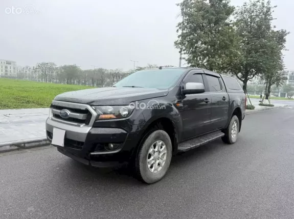 Ford Ranger XLS 2.2 4x2 AT 2017 - Một chủ biển Hà Nội