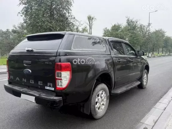 Ford Ranger XLS 2.2 4x2 AT 2017 - Một chủ biển Hà Nội
