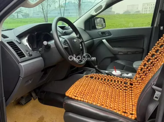 Ford Ranger XLS 2.2 4x2 AT 2017 - Một chủ biển Hà Nội