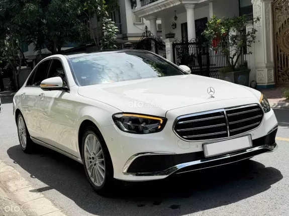 Mercedes-Benz E200 Exclusive V1 2022 - E200 Exclusiver 2022 V1