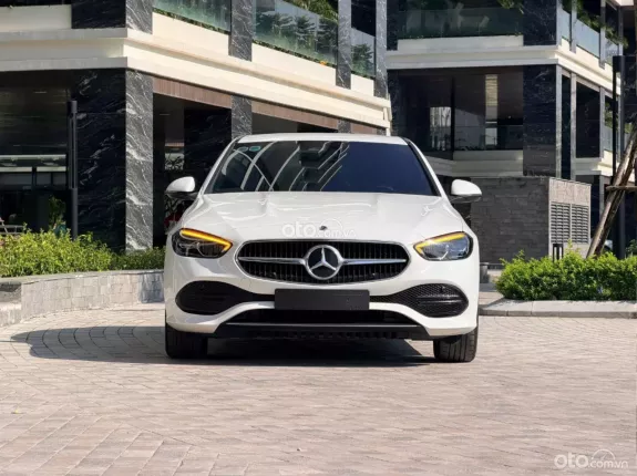 Mercedes-Benz C200 Avantgarde 2022 - Xe 1 chủ, bảo dưỡng thường xuyên
