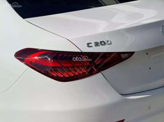 Mercedes-Benz C200 Avantgarde 2022 - Xe 1 chủ, bảo dưỡng thường xuyên