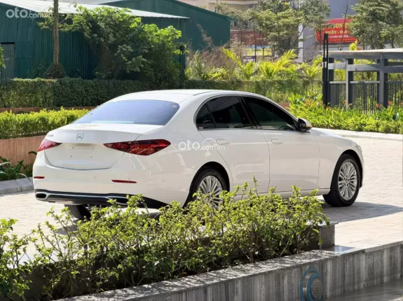 Mercedes-Benz C200 Avantgarde 2022 - Xe 1 chủ, bảo dưỡng thường xuyên