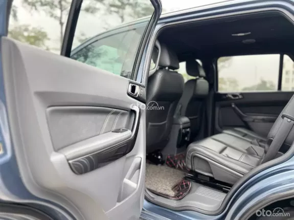 Ford Everest Titanium 2.0 AT 4x2 2016 - Everest Titanium 4x2 2016