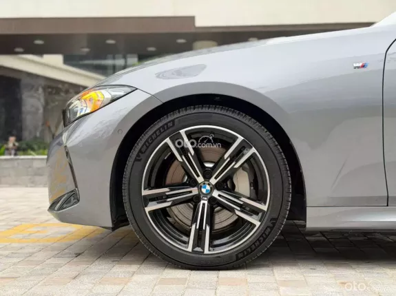 BMW 330i M Sport 2024 - Xe đăng ký lần đầu T3/2024, đã trang bị đủ tiện nghi