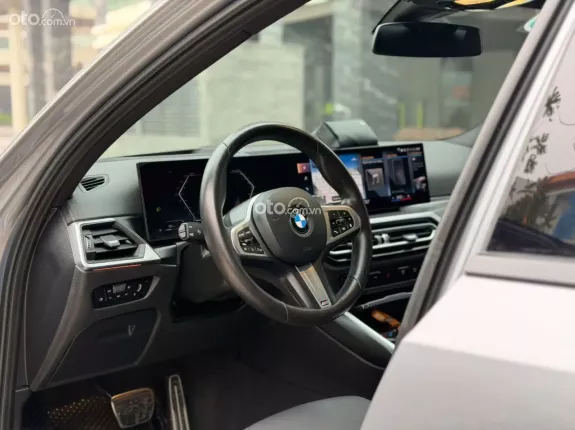 BMW 330i M Sport 2024 - Xe đăng ký lần đầu T3/2024, đã trang bị đủ tiện nghi