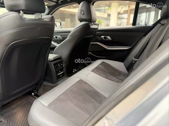 BMW 330i M Sport 2024 - Xe đăng ký lần đầu T3/2024, đã trang bị đủ tiện nghi