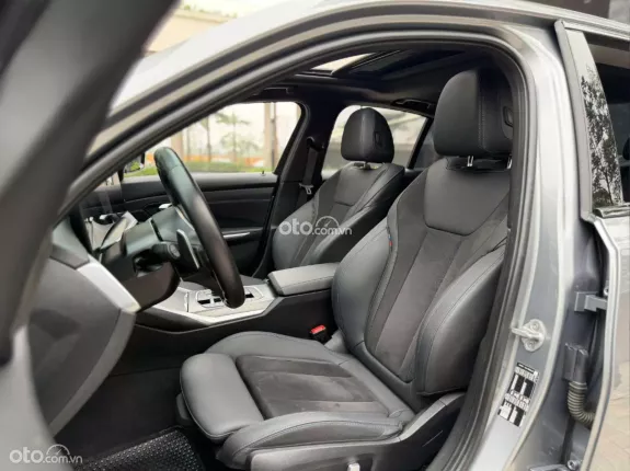BMW 330i M Sport 2024 - Xe đăng ký lần đầu T3/2024, đã trang bị đủ tiện nghi