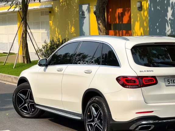 Mercedes-Benz GLC 300 4Matic V1 2022 - Xe sang trọng, nội thất nâu đẳng cấp