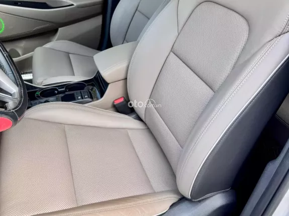 Hyundai Tucson 2.0 Tiêu chuẩn 2021 - Xe đẹp lên nhiều đồ chơi