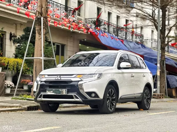 Mitsubishi Outlander 2.0 CVT 2020 - ĐẸP XUẤT SẮC